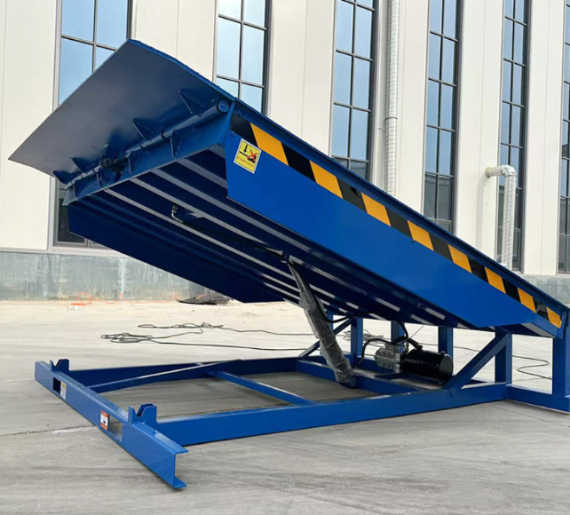 咸宁固定式登车桥应用